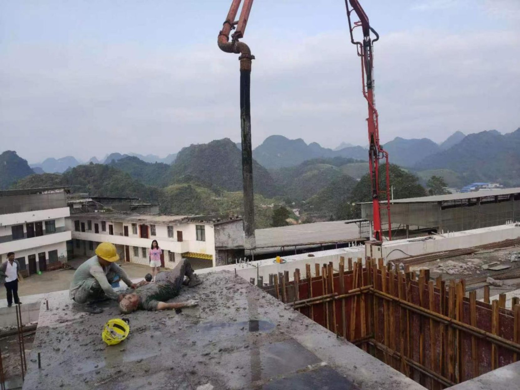 南丹縣大廠鎮(zhèn)南丹縣永興建筑工程有限公司“8·29”一般物體打擊事故調(diào)查報告